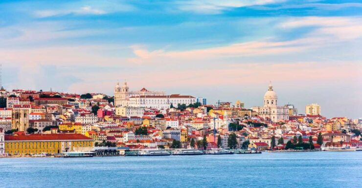 4-Hour Tour of Lisbon in Privete - Private Guide Driver Information