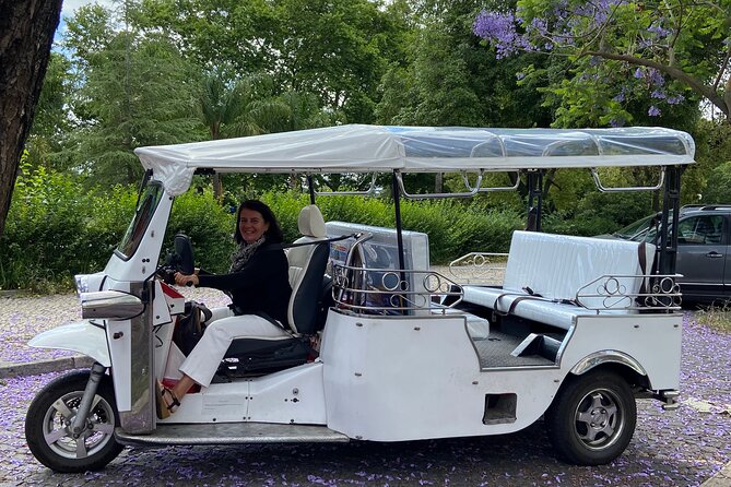 4 Hour TukTuk Tour From the Discoveries to the Tragedy of 1755 - Meeting and Pickup