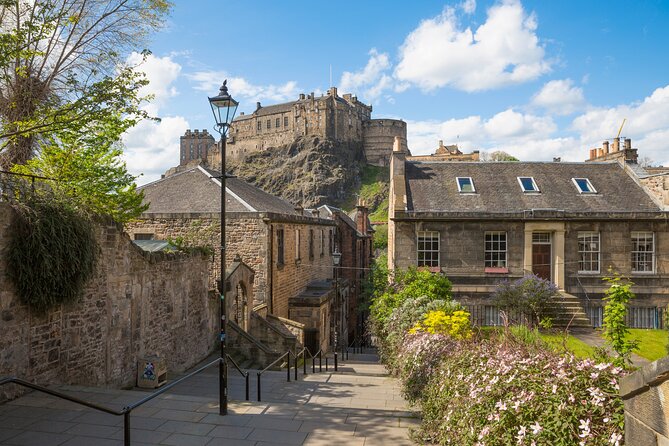 4 Hour Walking Tour Around Old Edinburghs City Wall - Tour Inclusions