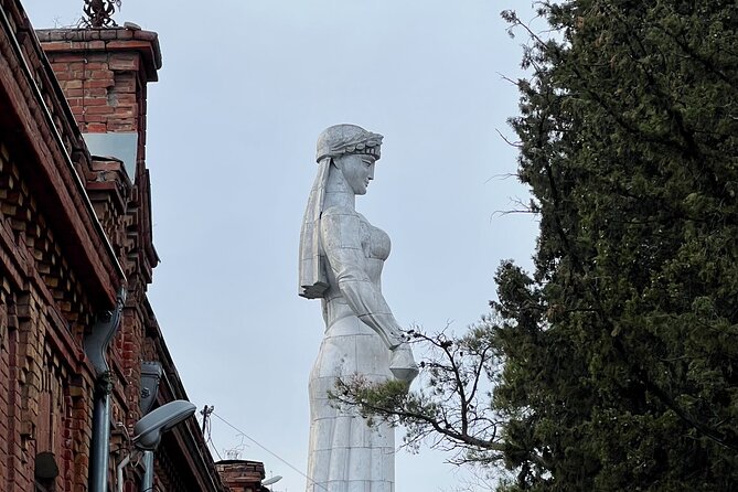 4-Hour Walking Tour in Tbilisi - Price and Booking