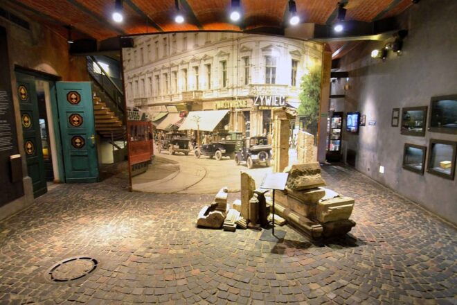 4 Hour: Warsaw Uprising Museum and POLIN Museum/Inc.Pick Up/ - Museums and Experiences
