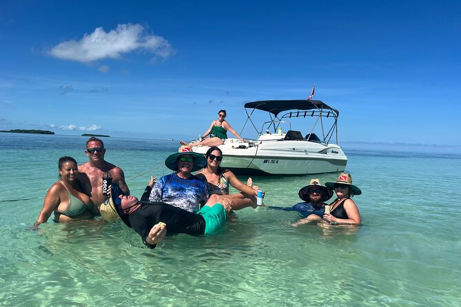 4 Hours 22 Hurricane Deck Boat Rental in Key West - Participant Requirements