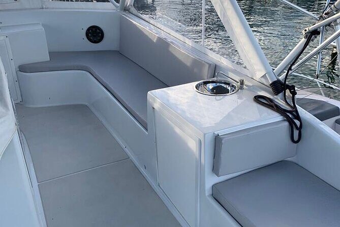 4 hours 53ft Dream Works Private Charter in Nassau - The Experience: What to Expect