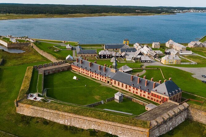 4 Hours Fortress of Louisbourg Tour - Good To Know