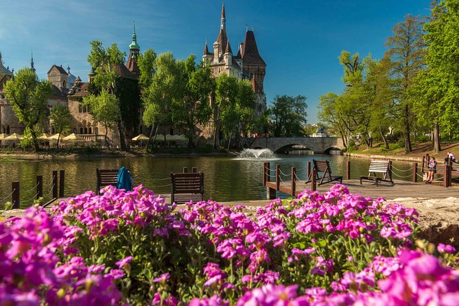 4 Hours Long Private Minivan Tour in Budapest - Meeting Points and Pickup Locations