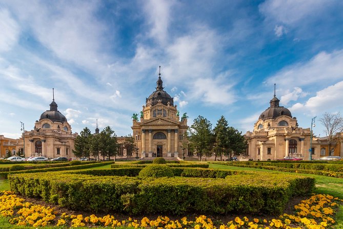4 Hours Long Private Walking Tour in Budapest - Tour Duration and Location