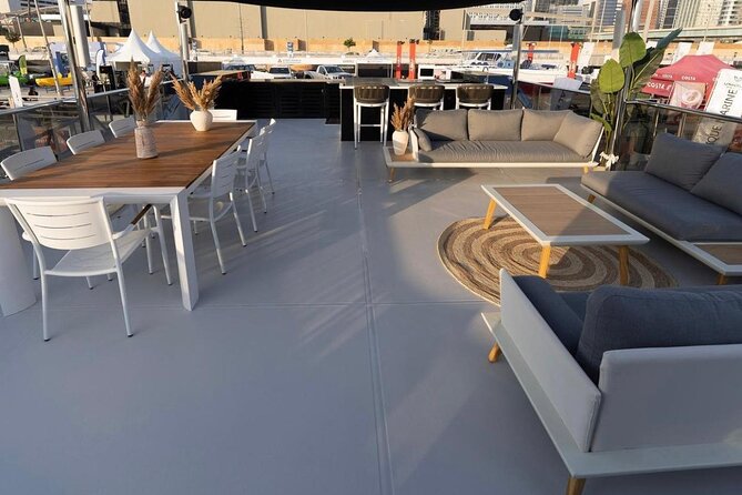 4 Hours Luxury Private Houseboat Tour - Date and Travelers