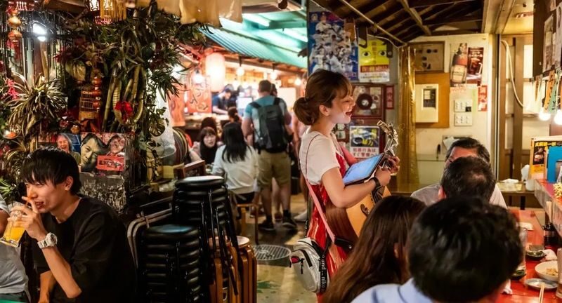 4 Hours Night Walking Tour in Tokyo - Who will get the most from this walk
