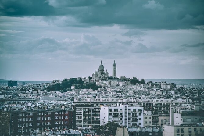 4 Hours Paris Private Montmartre Walking Tour and Seine River Cruise - Itinerary Overview
