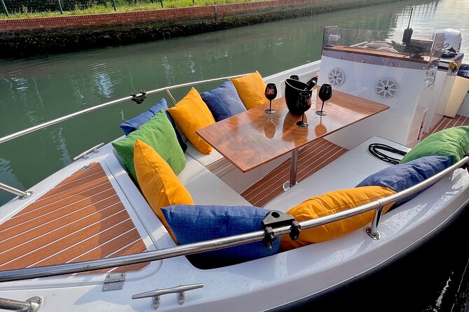4 Hours Private Boat Tour to Murano, Burano Cover Winter Boat - Cancellation Policy for Winter Boat Tour