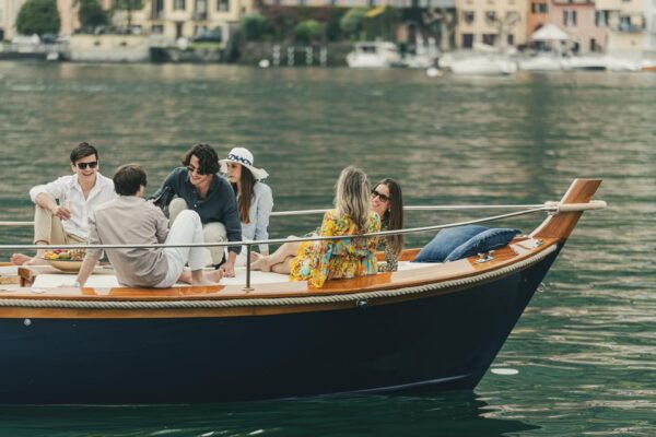 4 Hours Private Boat Touron Como Lake, Bellagio: (Wood Boat) - Frequently Asked Questions