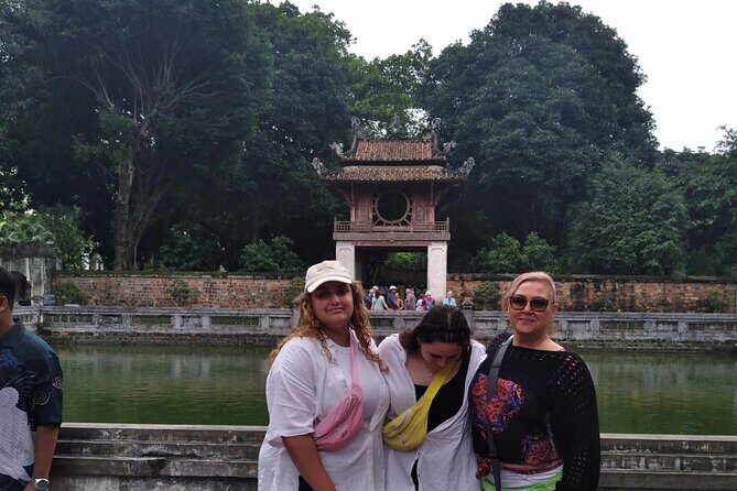 4 Hours Private City Tour with Highligh Train Street - Who Should Consider This Tour?