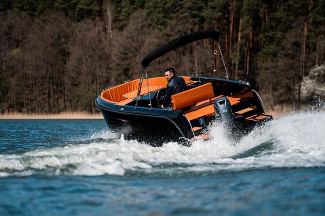 4 Hours Private SuBacco Lake Como Boat Tour - Tour Details
