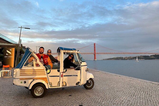 4 Hours Private Tour of Lisbon in Tuk Tuk - Tour Details