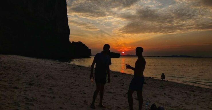 4 Island Sunset Private Luxury Vintage Boat - Itinerary Details