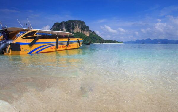 4 Islands One Day Tour by Speed Boat and Lunch Package - Tips for a Great Experience