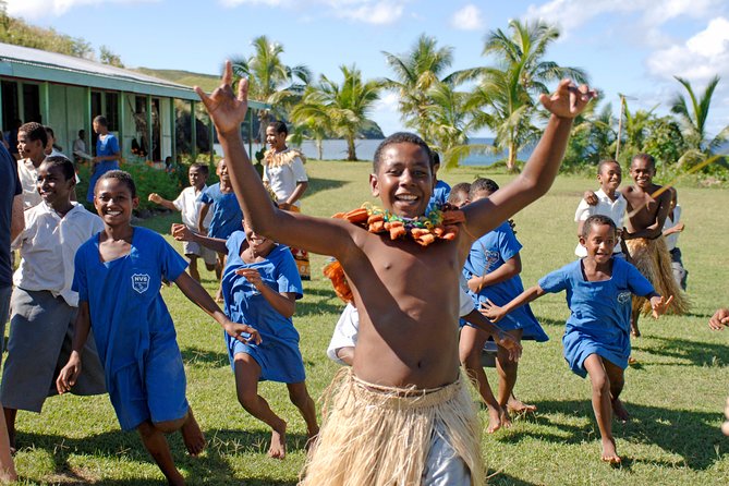 4-Night Yasawa Islands Fiji Cruise Including Accommodation and Meals - Scuba Diving Expedition (Optional)