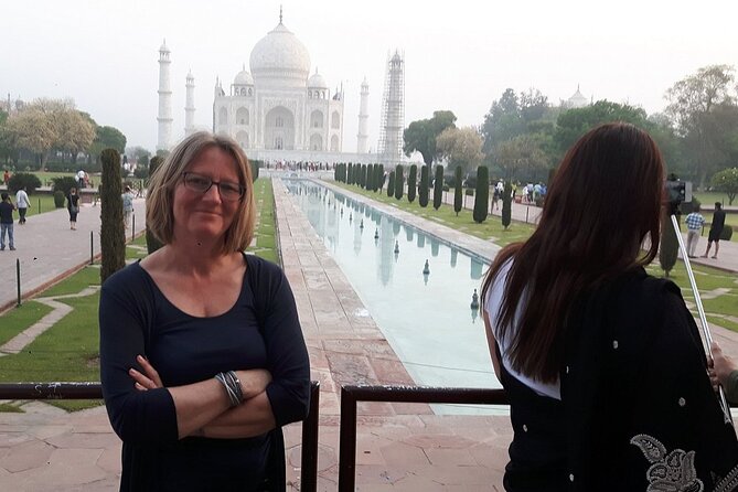 4 Nights 5 Days Golden Triangle Tour India - Delhi Agra Jaipur - Pickup and Transportation Details
