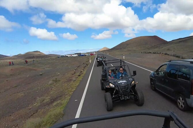 4-seater Mixed Guided Buggy Volcano Tour in Lanzarote - Accessibility and Safety