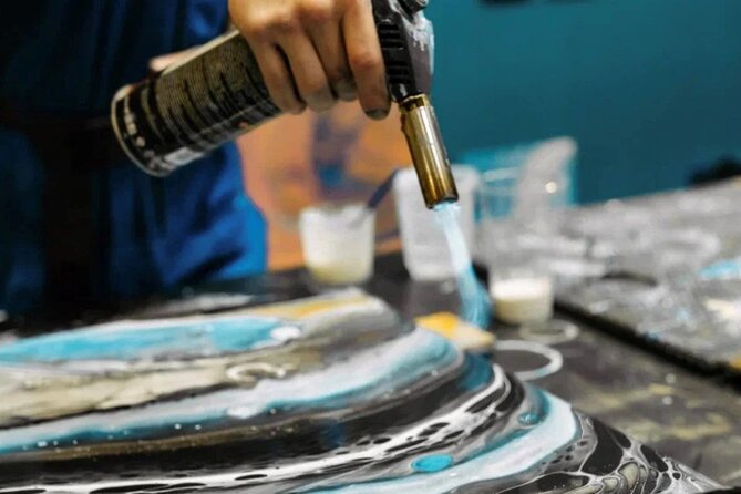 40 Minutes Private Fluid Art Class in Los Angeles - Logistics