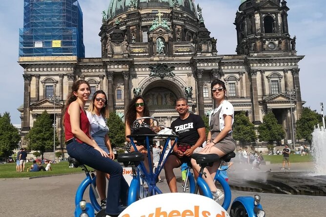 40 Minutes Private Guided Bike Tour in Berlin - Meeting and Pickup Details