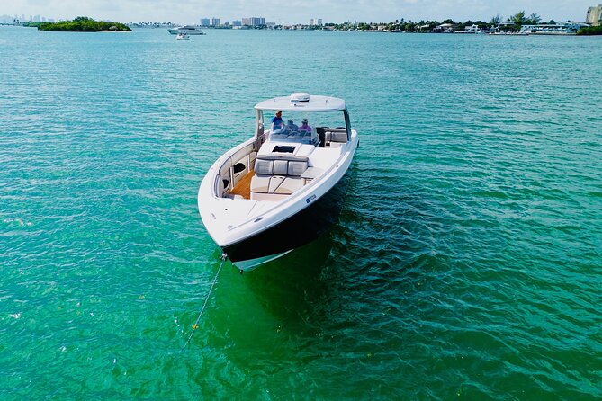 42ft Cigarette Yacht Rental in Miami All Inclusive - Booking Details