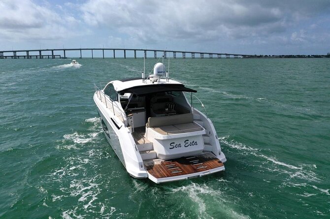 43 Azimut Yacht Charter Private Cruise With Captain & Stew - Date and Travelers