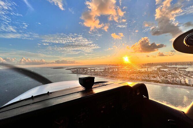 45-Minute Miami Beach Sunset Breathtaking Flight Tour - Good To Know
