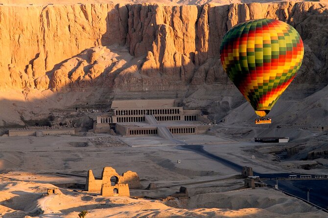 45-Minute of Amazing Sunrise Hot Air Balloon Over the Historical Sites in Luxor - Traveler Photos and Reviews