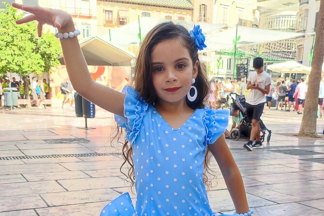 45 Minutes Flamenco Dance Class for Family in Málaga - Meeting Point and Start Time