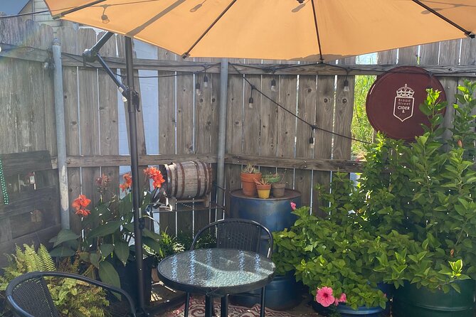 45-Minutes Small Group Craft Cider Tasting in New Orleans - Sample Menu