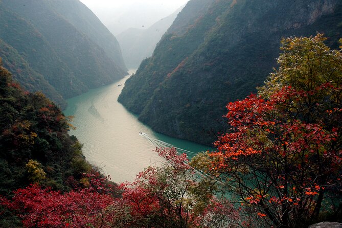 4D3N Yangtze River Cruise:Chongqing to Yichang by Victoria Cruise - Reviews and Price Summary