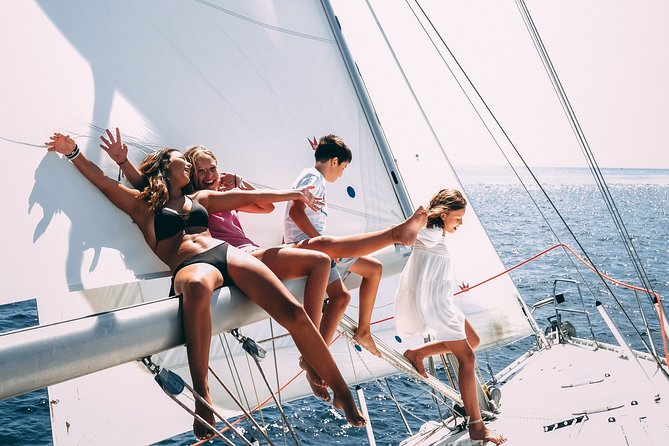 4h Private Boat Tour - Sailing, Swimming and Sunbathing! - Tour Details