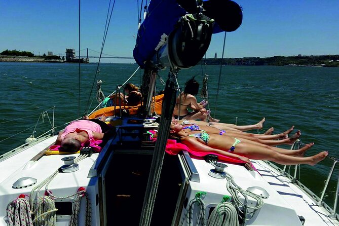 4H Private Sailing Tour With Water Activity (Drinks and BBQ as Option) - Upgrade to BBQ Dinner Option