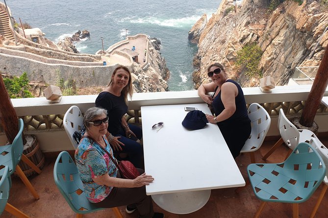 4Hrs Small Group Half Day City Tour With Lunch at High Divers - Accessibility and Participation Requirements