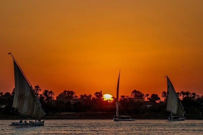 4nights Cruise Luxor, Aswan, Abu Simbel, Balloon,And Tours by Bus From Hurghada - Accommodation and Facilities