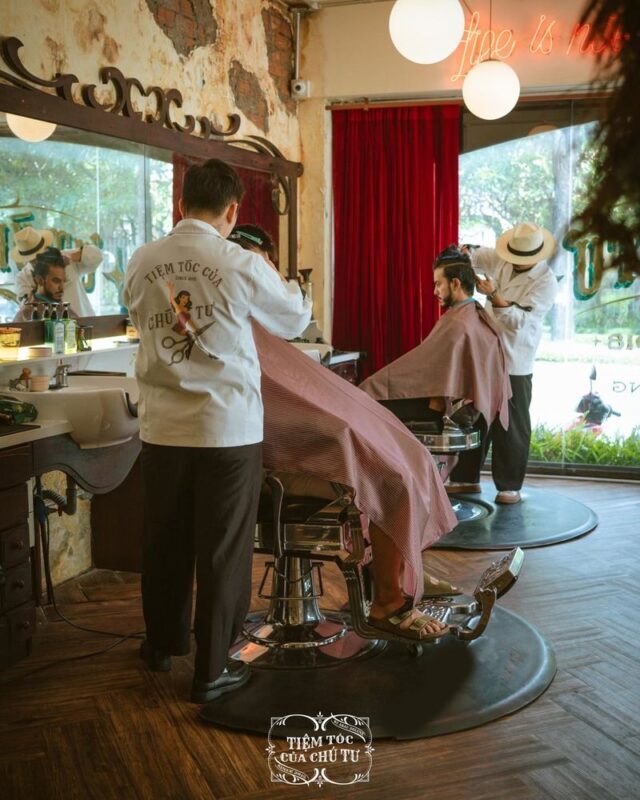 4Rau Barber Deluxe For Male in District 3, Ho Chi Minh City - Timing, reservations, and the fine print