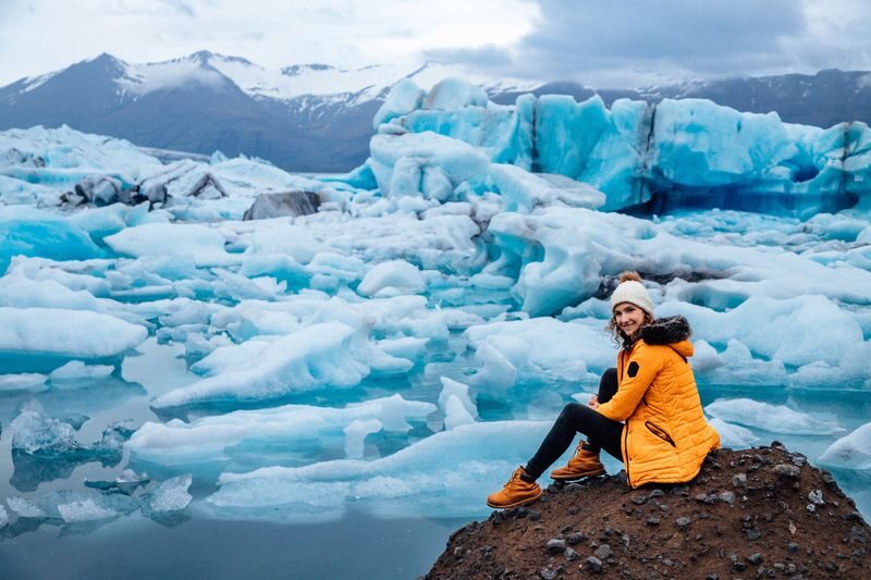 5-Day Aurora Hunt & Glacier Lagoon Tour with Blue Lagoon Visit - Five calendar days, three guided days