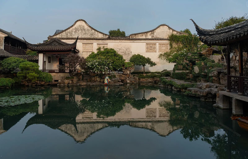 5-Day Cultural Exploration Tour of Shanghai, Suzhou, and Hangzhou - Day five: tea, pastries and Hefang Street