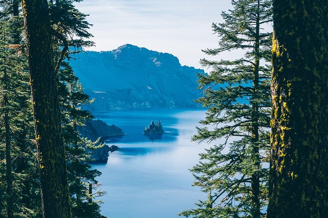 5-Day Exploration of Southern Oregon - Day 1: Arrival and Medford Exploration