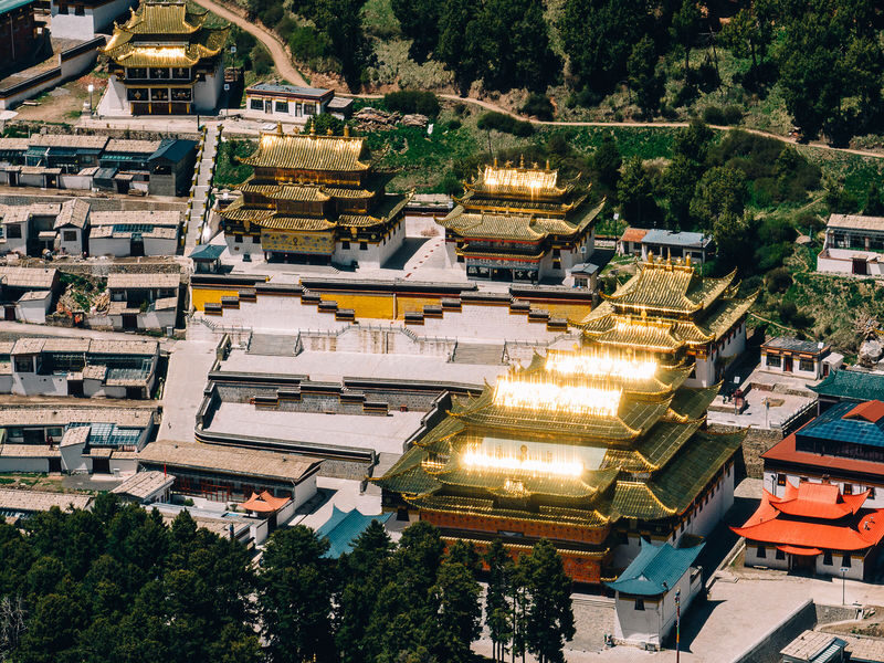 5-Day Gansu Gannan Grassland Vacation Tour (Amigonghong Camp + Ganjia Secret Realm Camp + Zhagana Light Trekking + Grassland Horse Riding Experience + Sang Offering Prayer) - Day 5: Sang offering and the long drive back