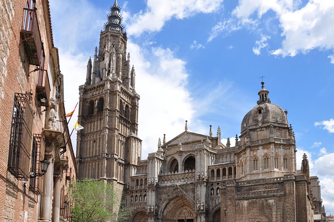 5 Day Guided Tour Andalusia and Toledo From Barcelona - Meeting and Pickup