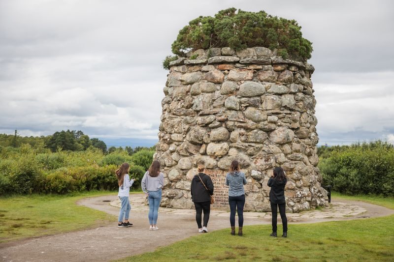 5-Day Isle of Skye, Loch Ness & Inverness Tour from Edinburgh - Day 4: Loch Ness, Inverness and the Highland story
