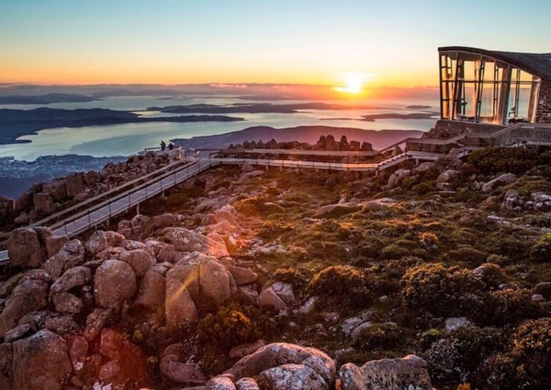 5-Day Tasmania Island Icons Tour - Freycinet, Honeymoon Bay and Wineglass Bay