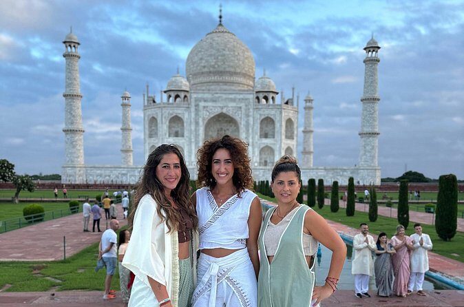 5 days 4 Nights Golden Triangle Tours With Multiple Options - FAQ