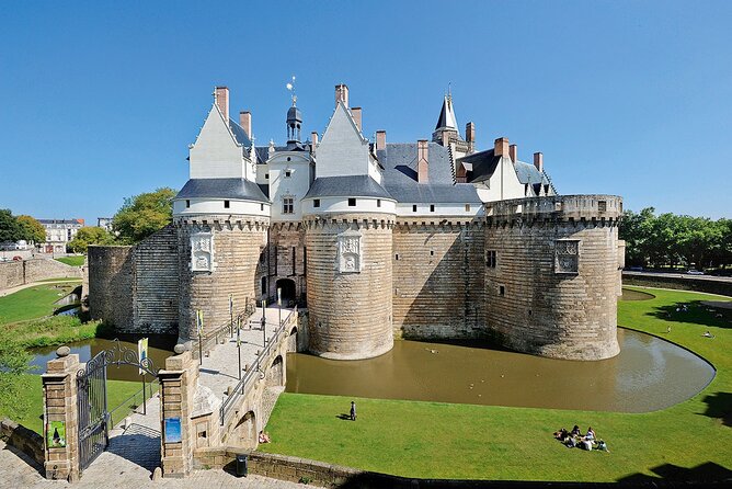 5 DAYS 4 NIGHTS - Wine, Dine & History Tours Bretagne - Common Questions