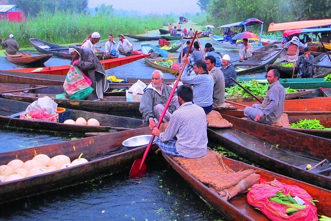 5-Days Kashmir Tour Includes Accommodation and Private Transportation - Pickup Details and Start Time