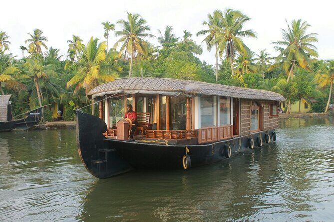 5 Days Kerala Luxury Tour Hills Beaches Houseboat and Heritage - Introduction