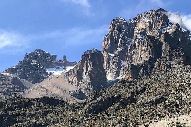 5 Days Mount Kenya Trek Using Sirimon and Chogoria Routes - Accommodation and Meals