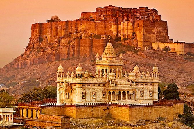 5 Days Palaces of Rajasthan Tour From Delhi Including Taj Mahal in Private Car - Tour Itinerary Highlights